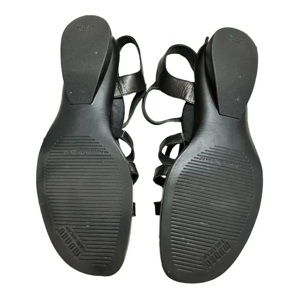 Munro black leather starburst perforated sandal Size 10b American made